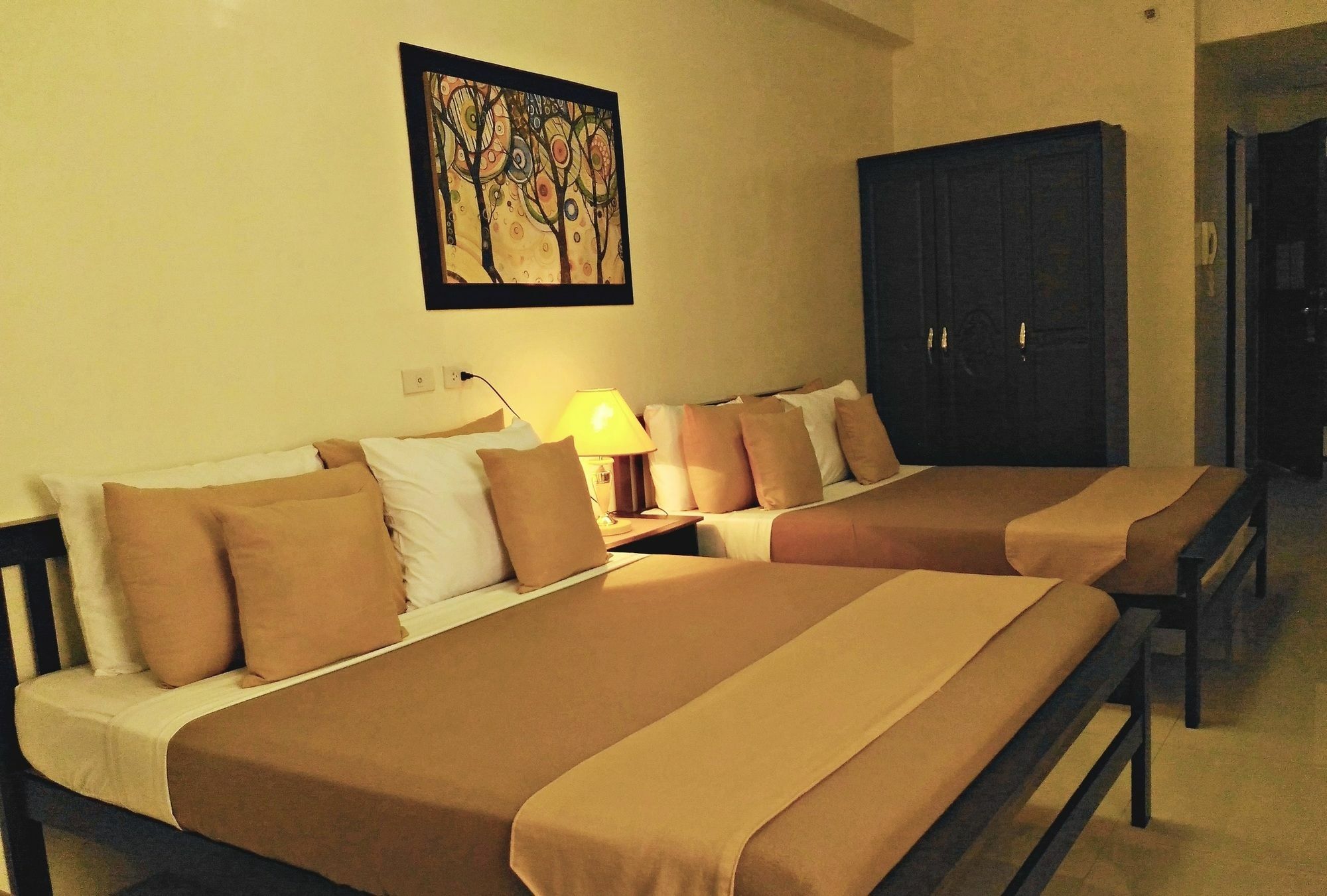 מנילה Residenciale Boutique Apartments מראה חיצוני תמונה
